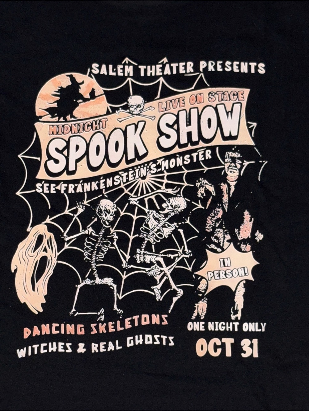 Vintage Style Salem Theater Spook Show Halloween Graphic Tee Unisex Medium - Picture 3 of 6